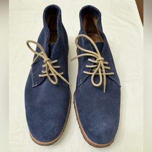 Women’s lace up shoes